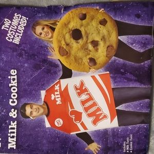 Couples costume milk and cookie